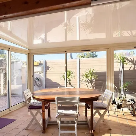 Hébergement de vacances Maison Familiale Avec Jardin - 6p - Proche Port&plage